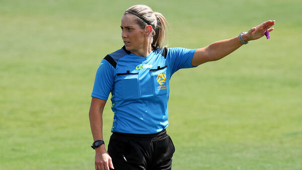 Kelly Jones - referee