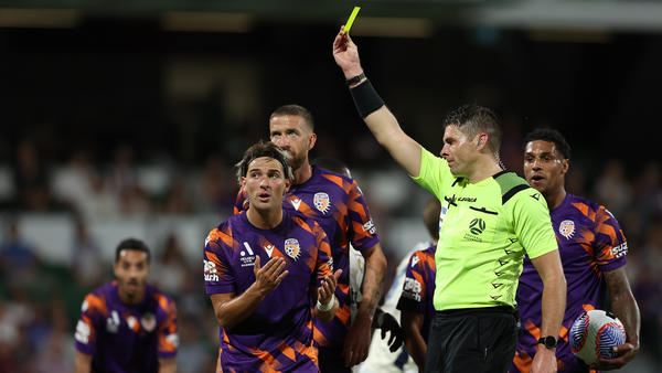 Shaun Evans - referees